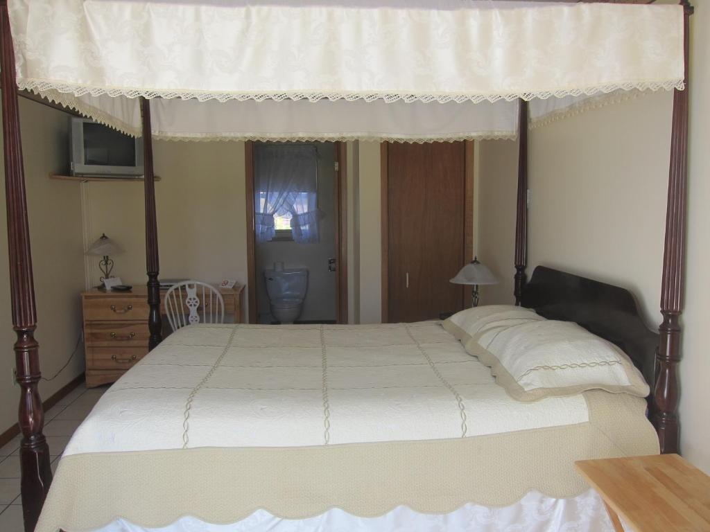 Summers Country Inn Digby Esterno foto