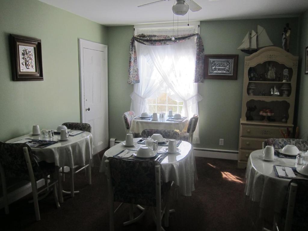 Summers Country Inn Digby Esterno foto